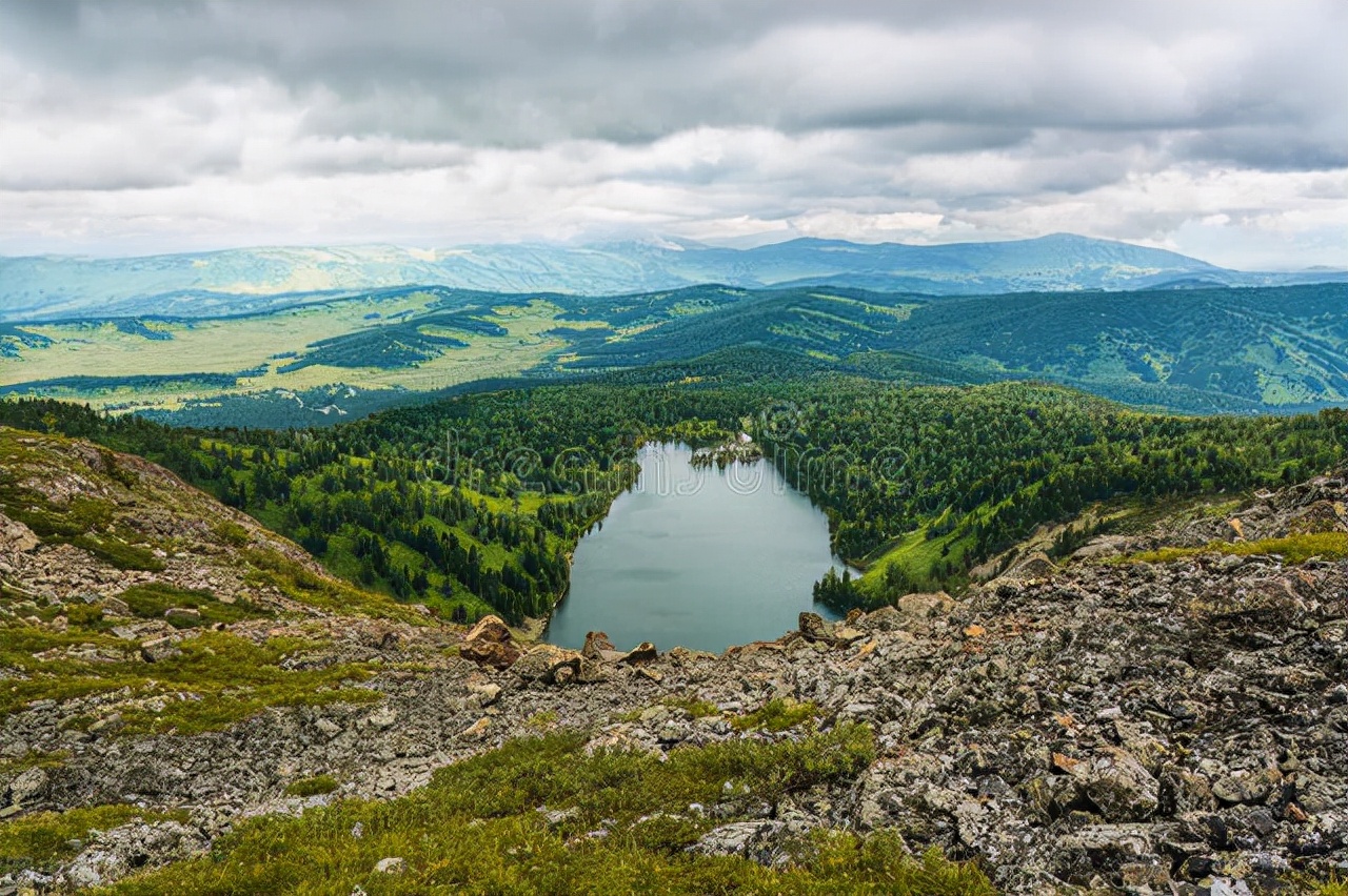 当那些岁月的日子都已成过往